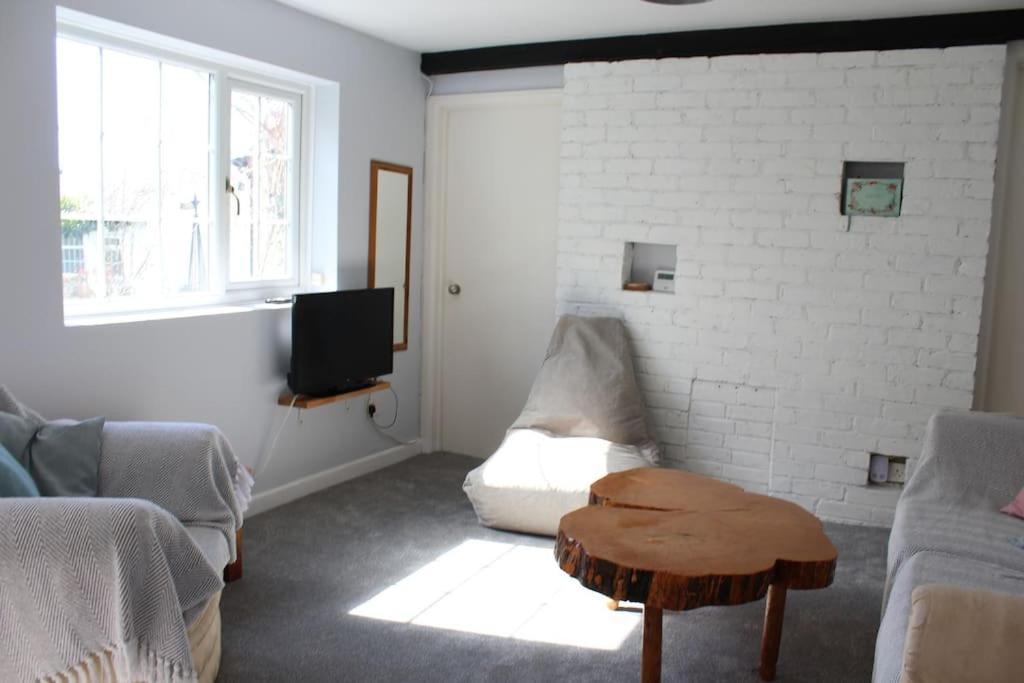 Cozy Country Cottage With Beautiful Rural Views New Quay Esterno foto